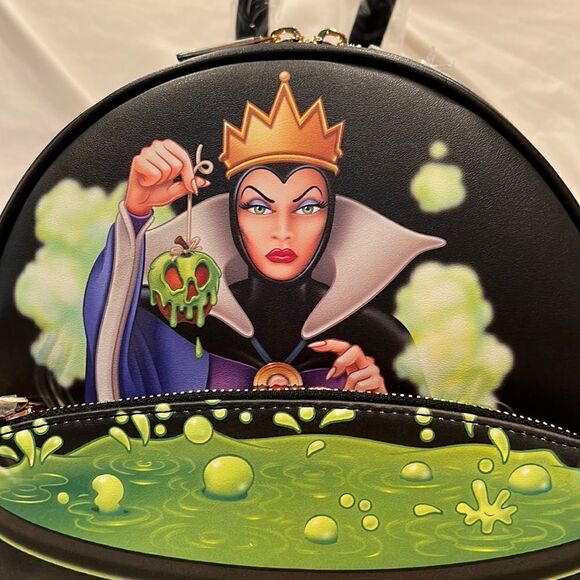 Danielle Nicole Disney Snow White and the Seven Dwarfs Evil Queen Mini Backpack main image 7